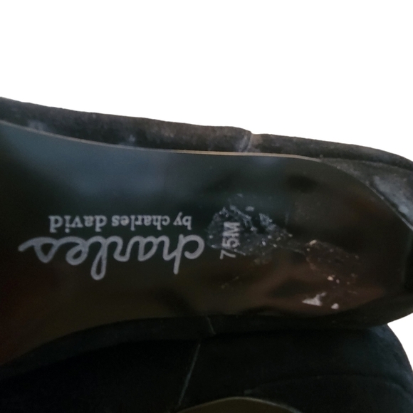 Charles by Charles David Chisel Suede Bootie Size 7 1/2 NWOB - Picture 11 of 12